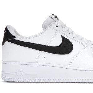 Nike Air Force 1 '07  White Black Pebbled Leather